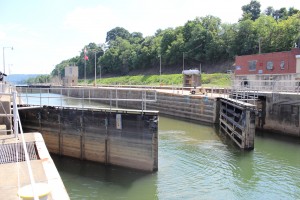 Gates open at Elizabeth Locks & Dam